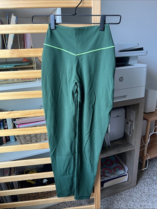 Buffbunny Collection Pants - High-Waisted Green Leggings with Lime Accent